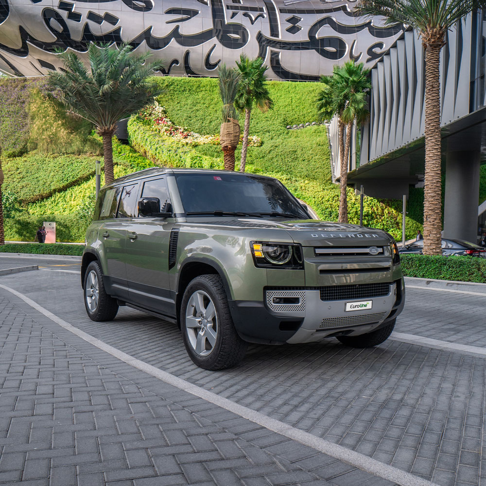 Land Rover Defender Sports